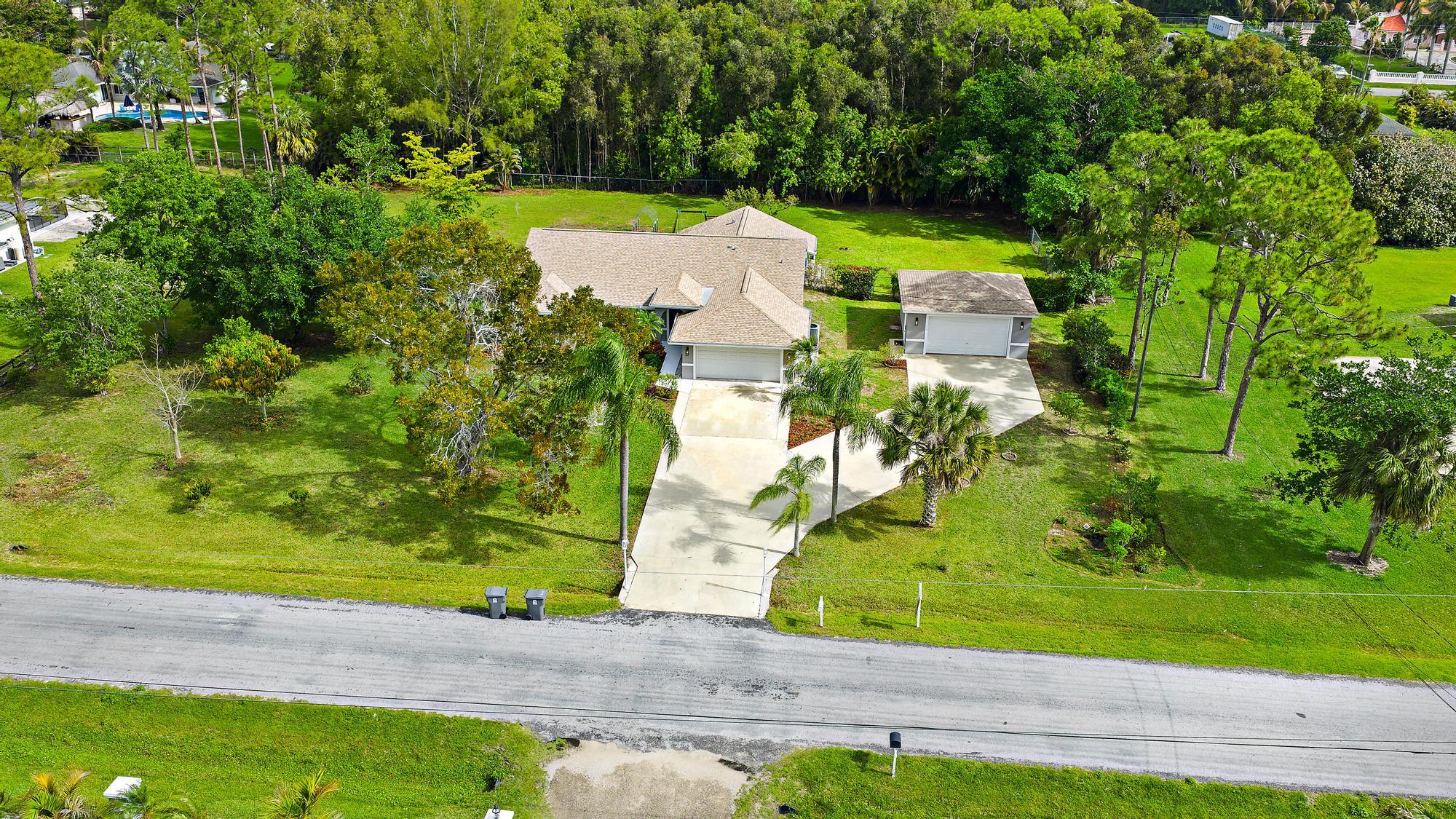 12177 86th Road N