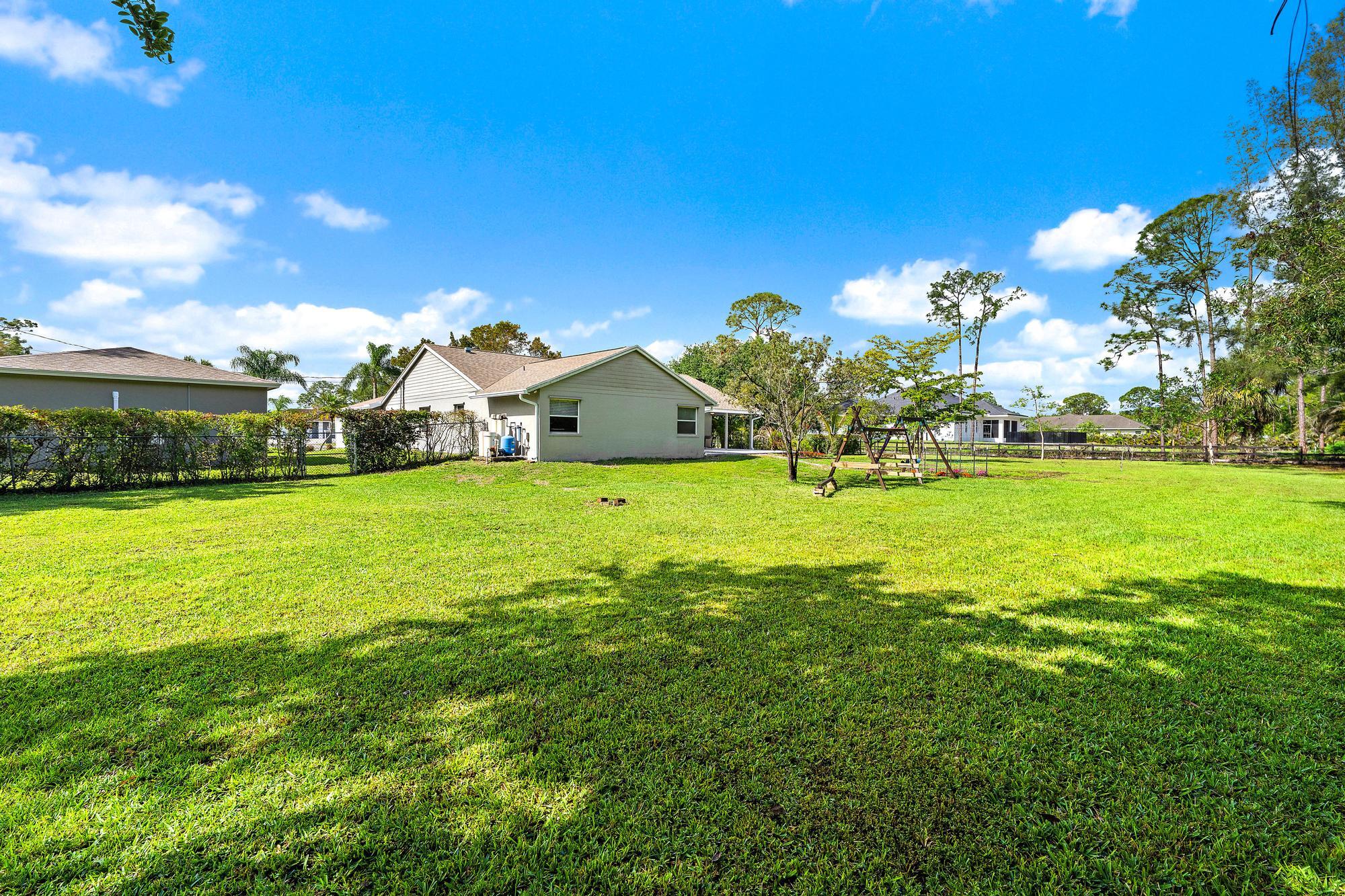12177 86th Road N