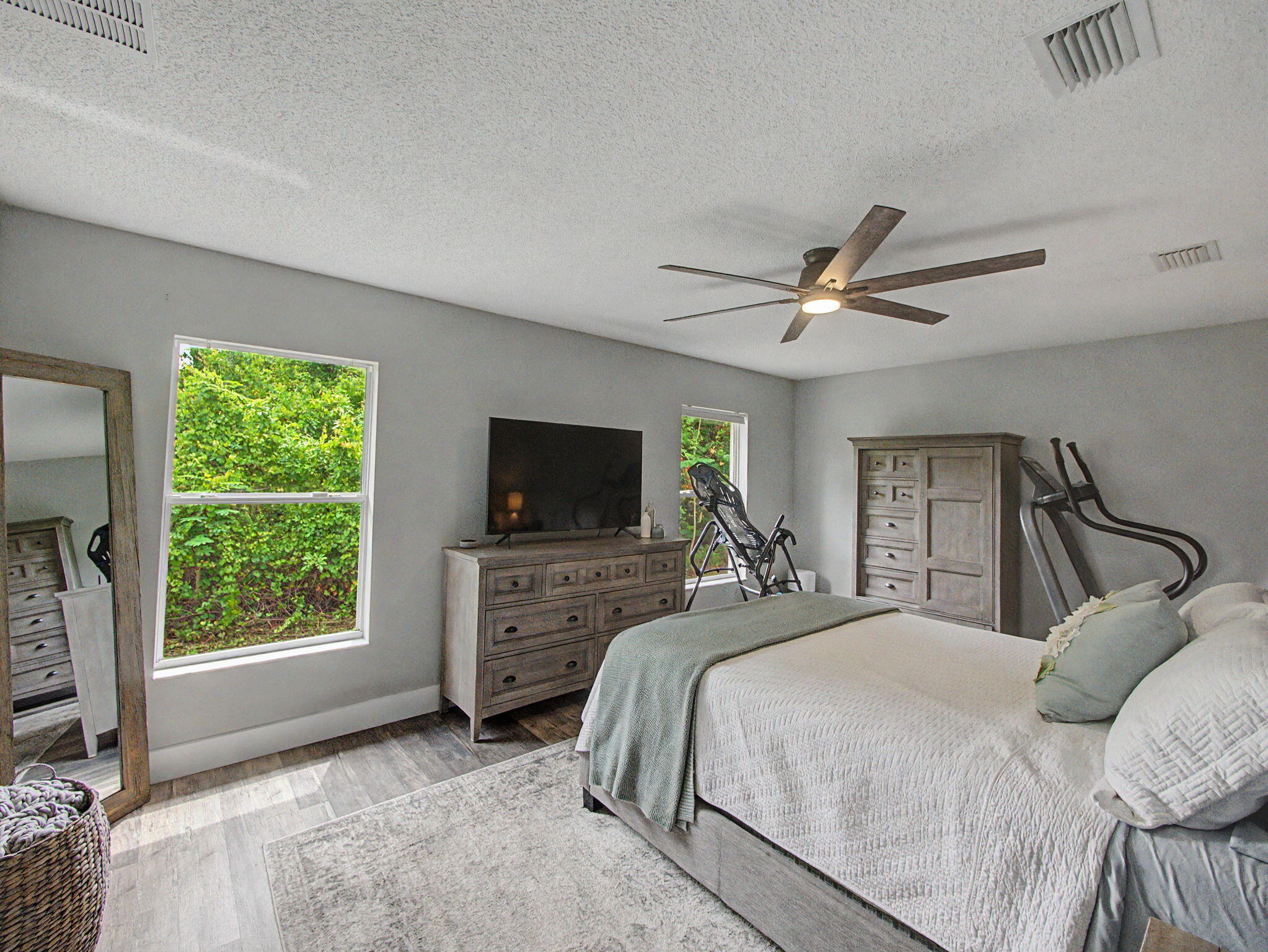 1550 SW Kosnar Avenue, Port St. Lucie