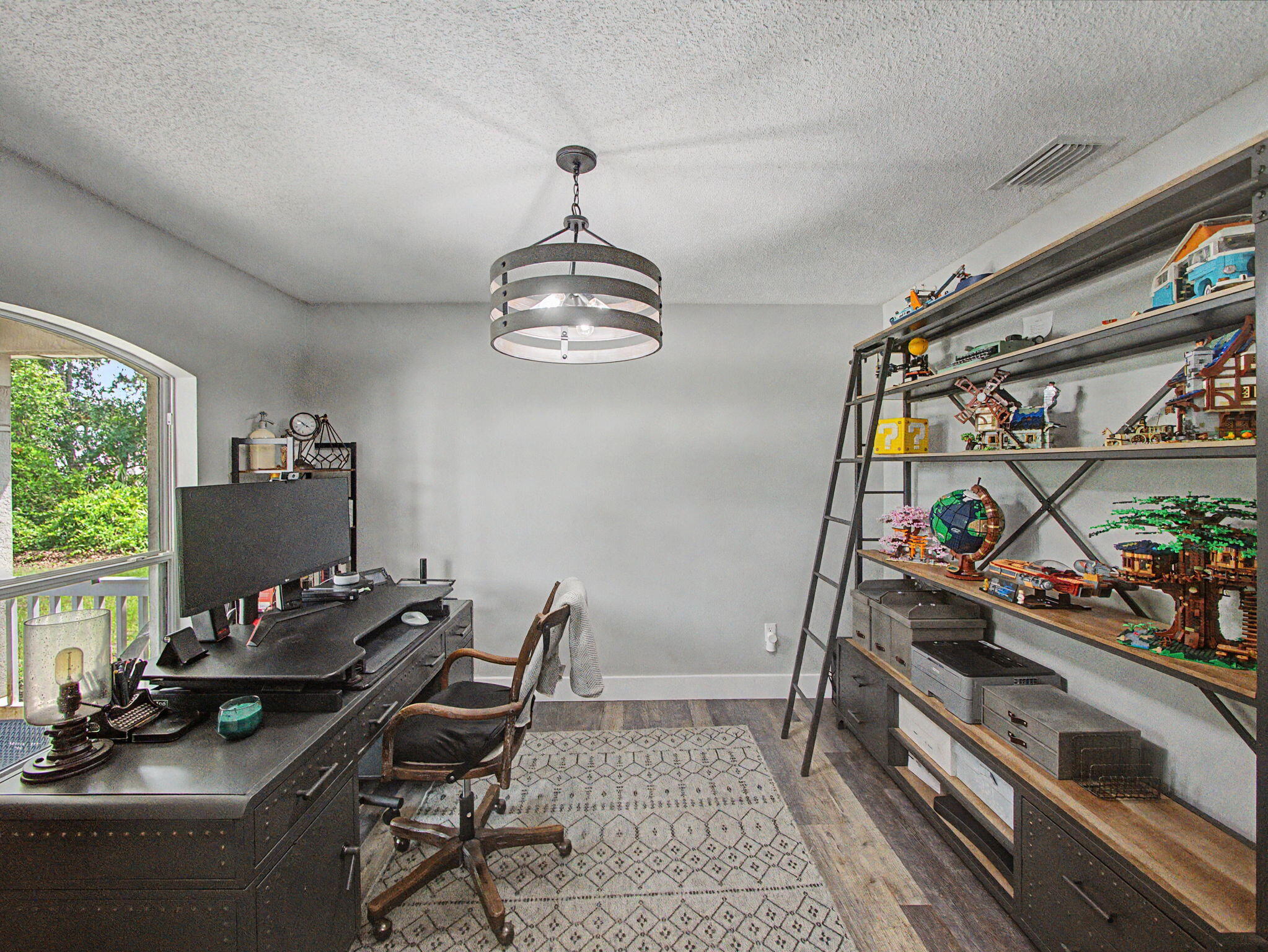 1550 SW Kosnar Avenue, Port St. Lucie