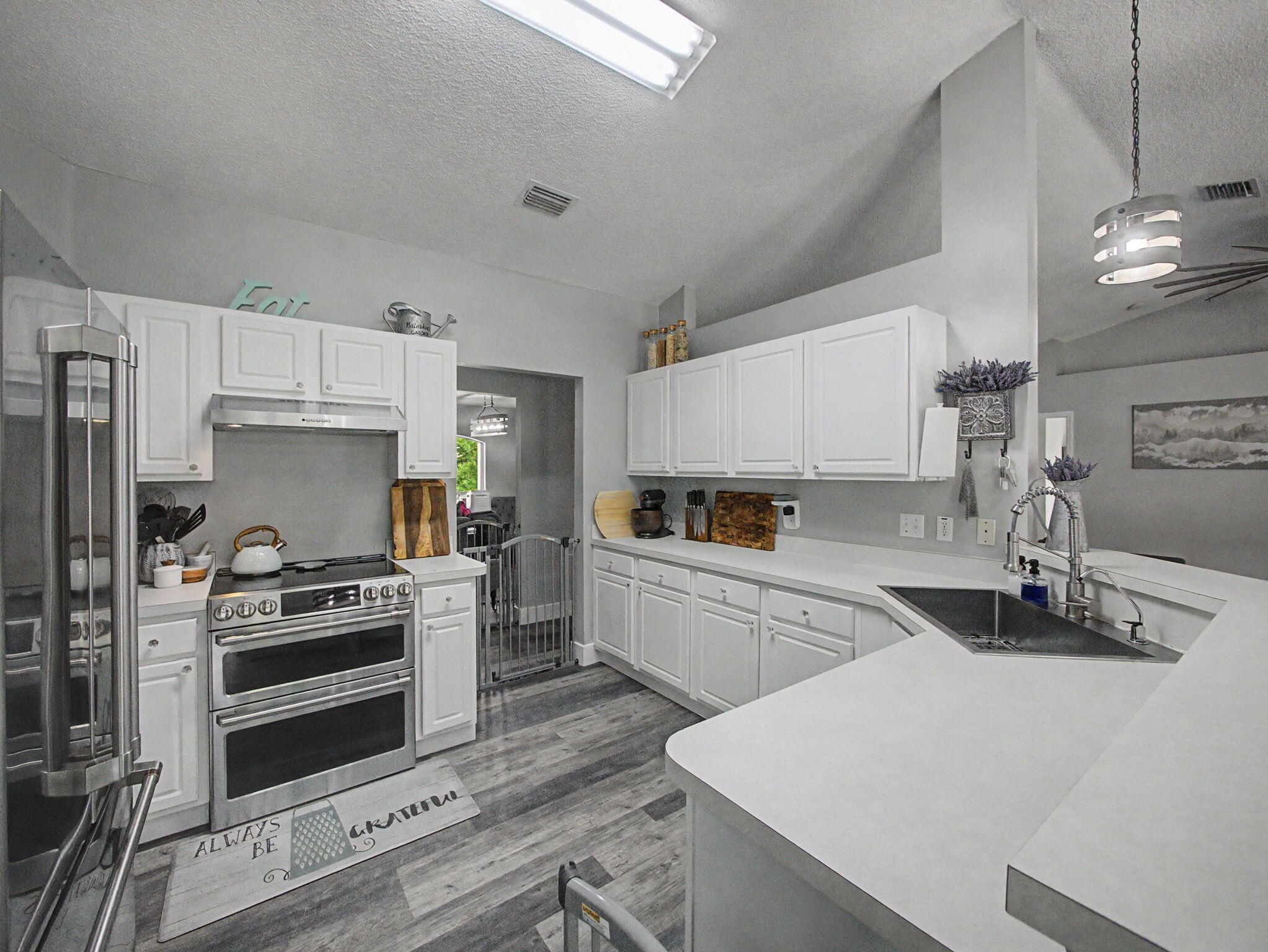 1550 SW Kosnar Avenue, Port St. Lucie