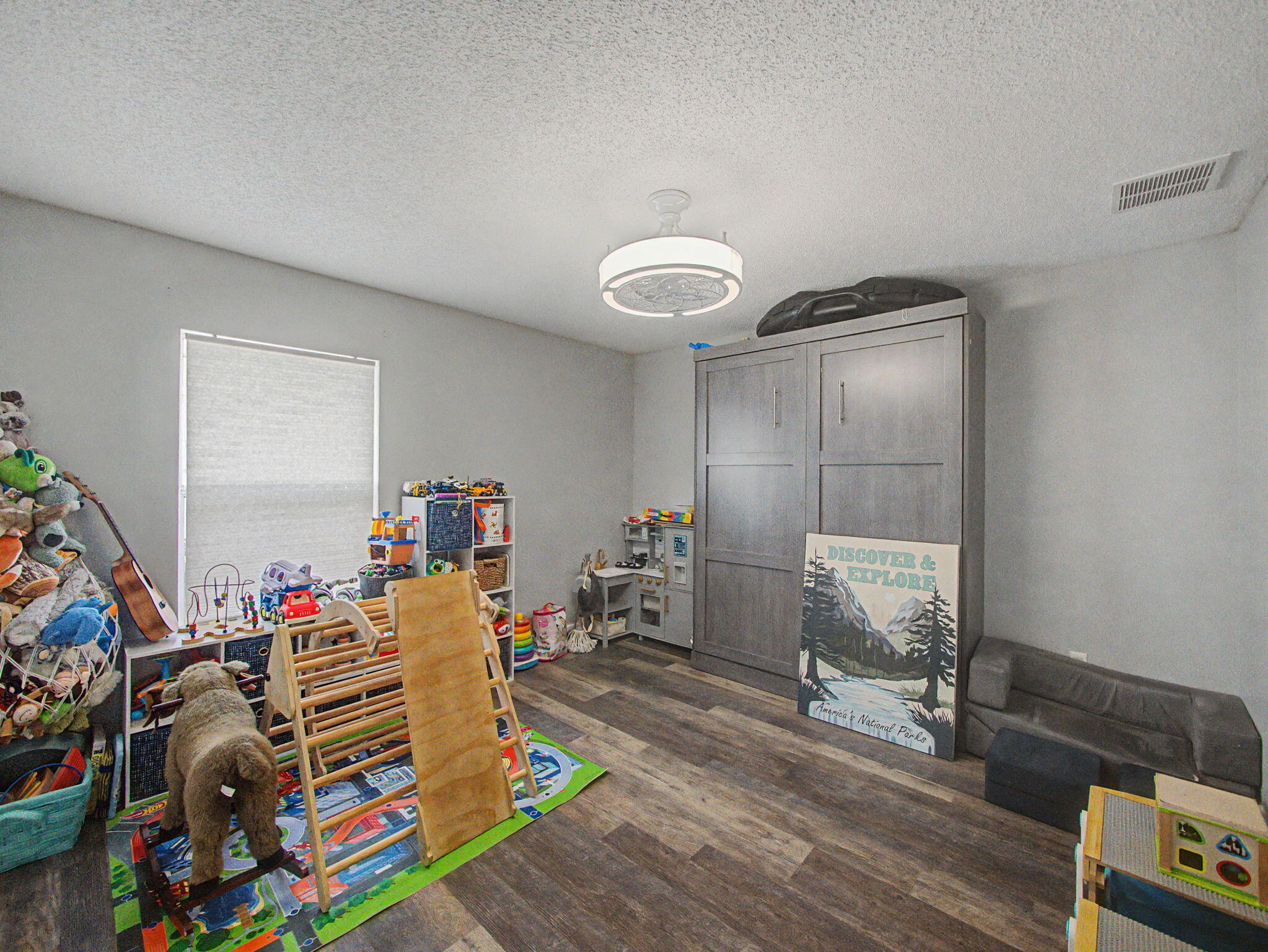 1550 SW Kosnar Avenue, Port St. Lucie