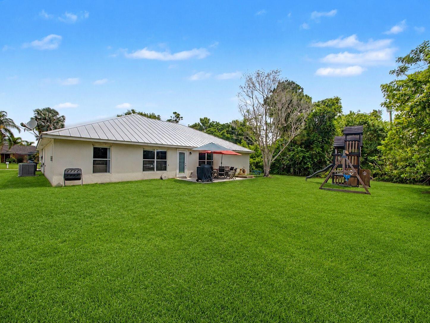 1550 SW Kosnar Avenue, Port St. Lucie