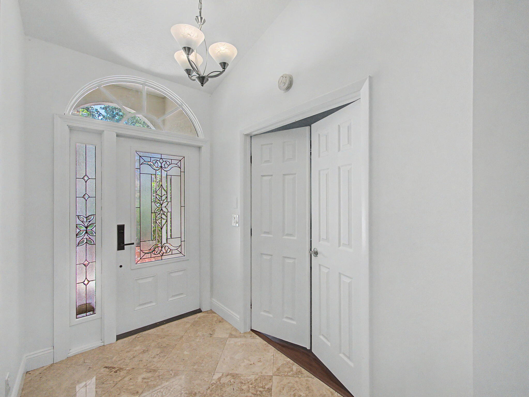 10109 Oak Bark Lane