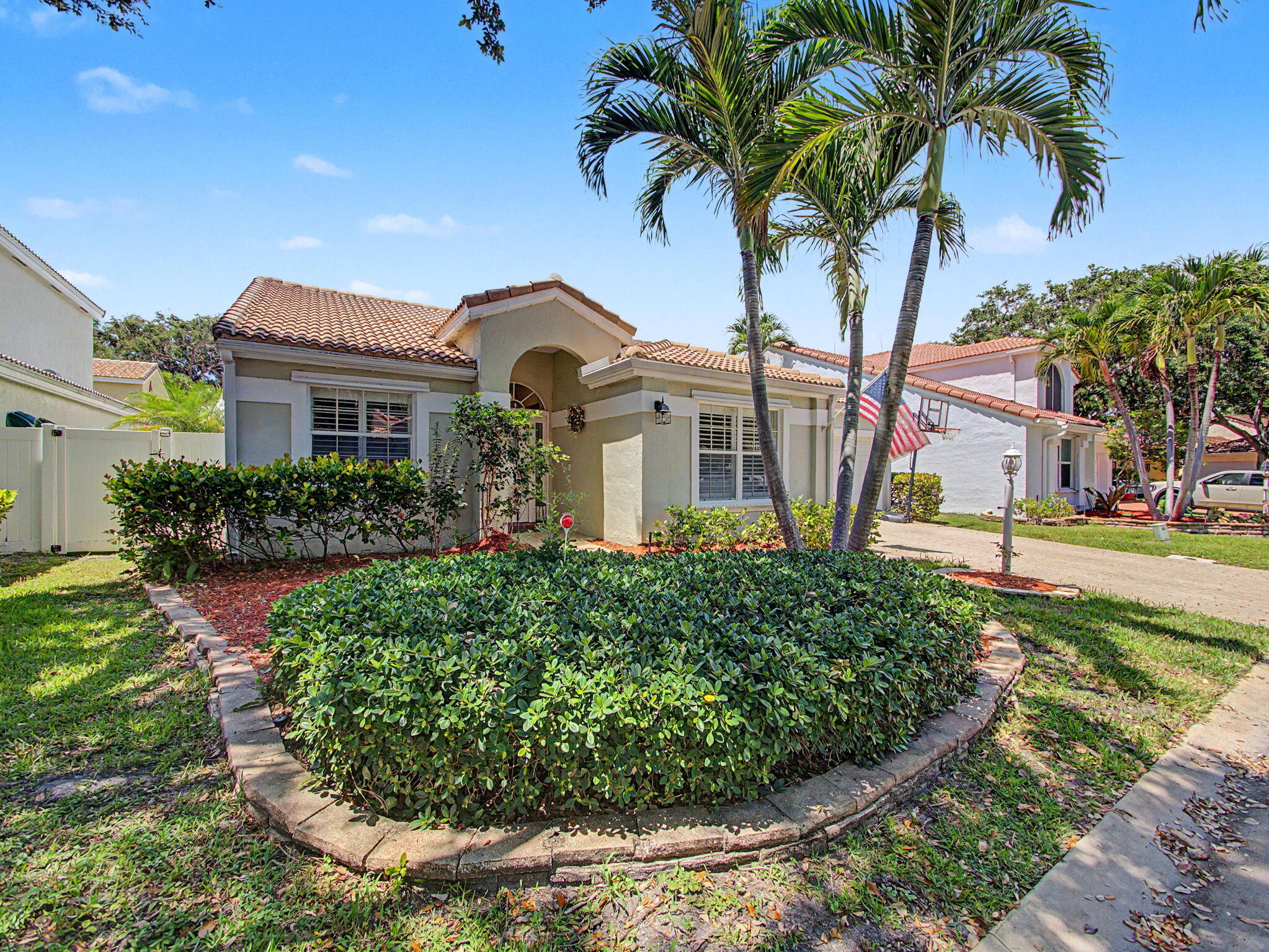10109 Oak Bark Lane