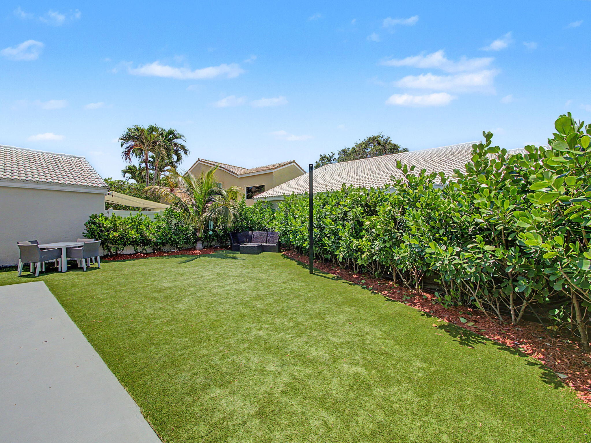 10109 Oak Bark Lane