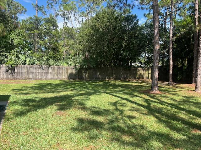 16824 N 130th Ave Avenue N, Farms