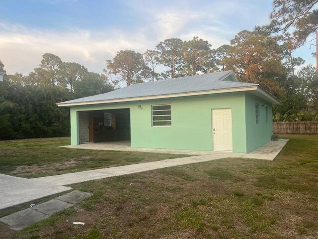 16824 N 130th Ave Avenue N, Farms