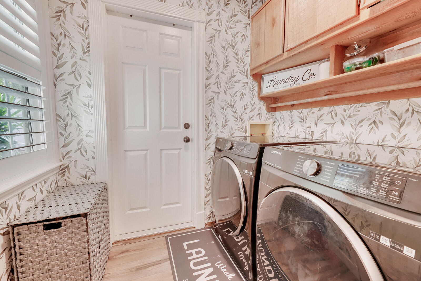 865 SW Magnolia Bluff Drive