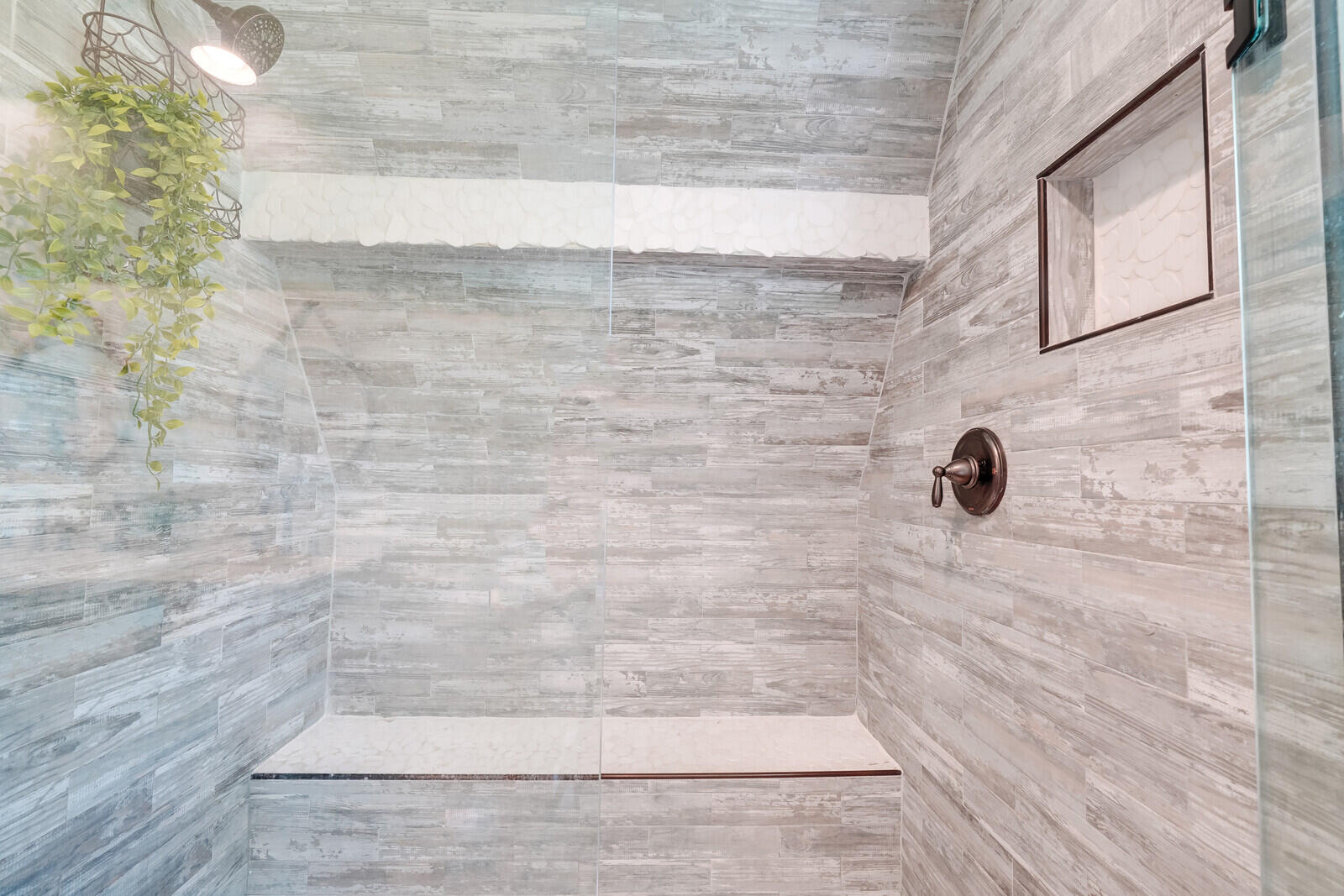 865 SW Magnolia Bluff Drive