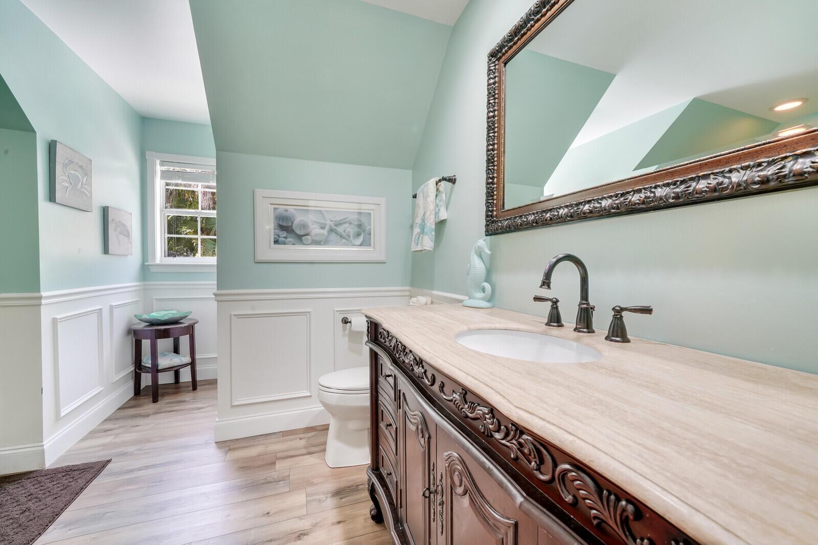 865 SW Magnolia Bluff Drive