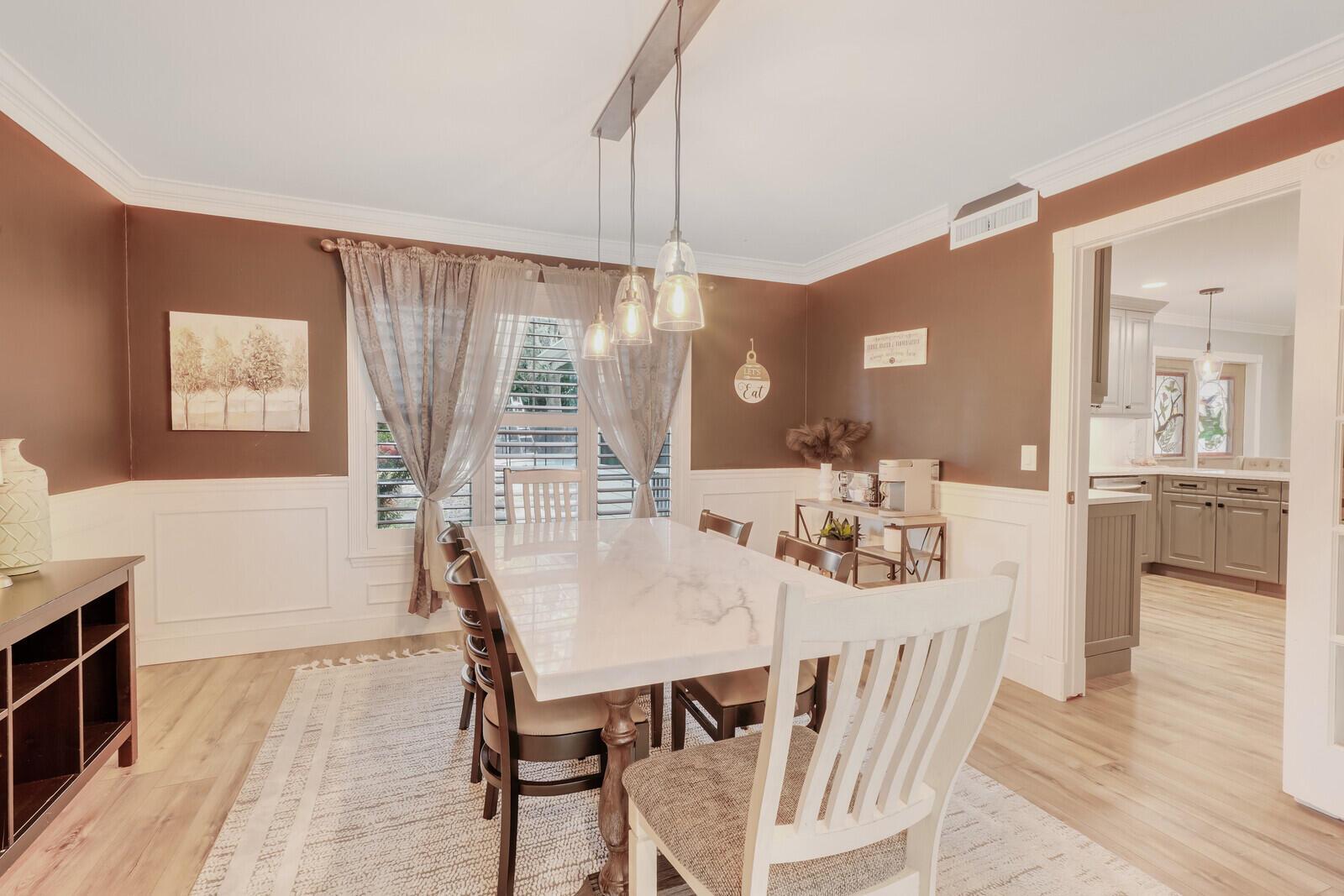 865 SW Magnolia Bluff Drive