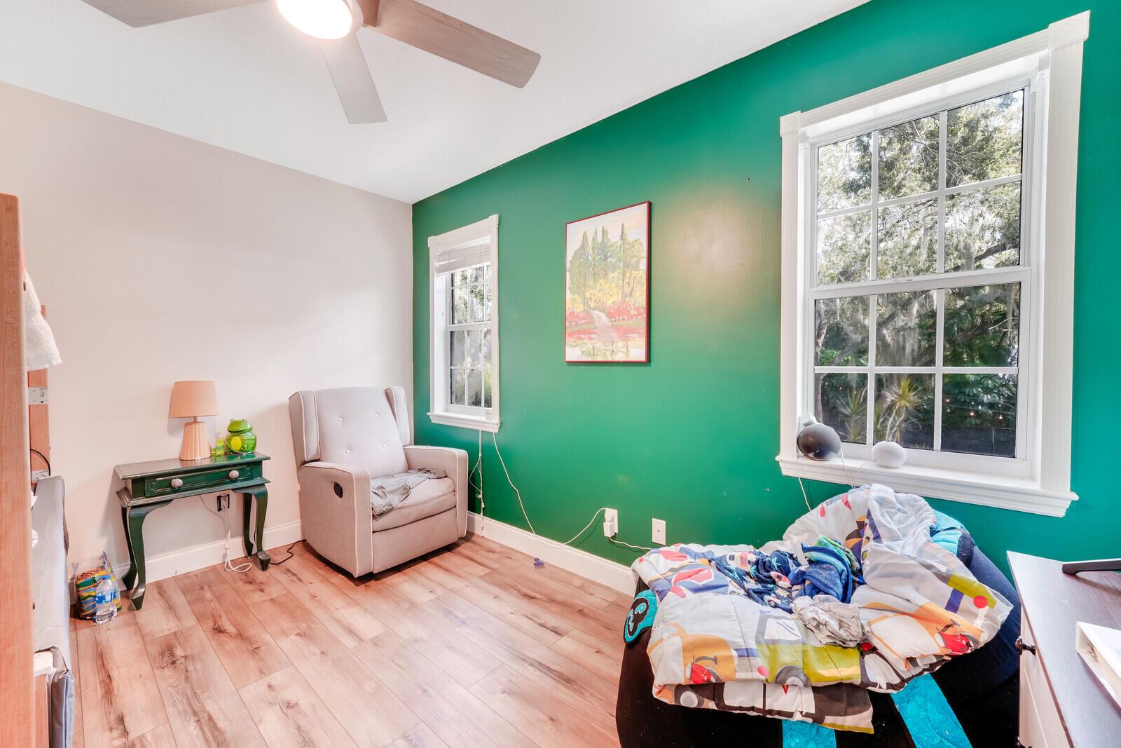 865 SW Magnolia Bluff Drive