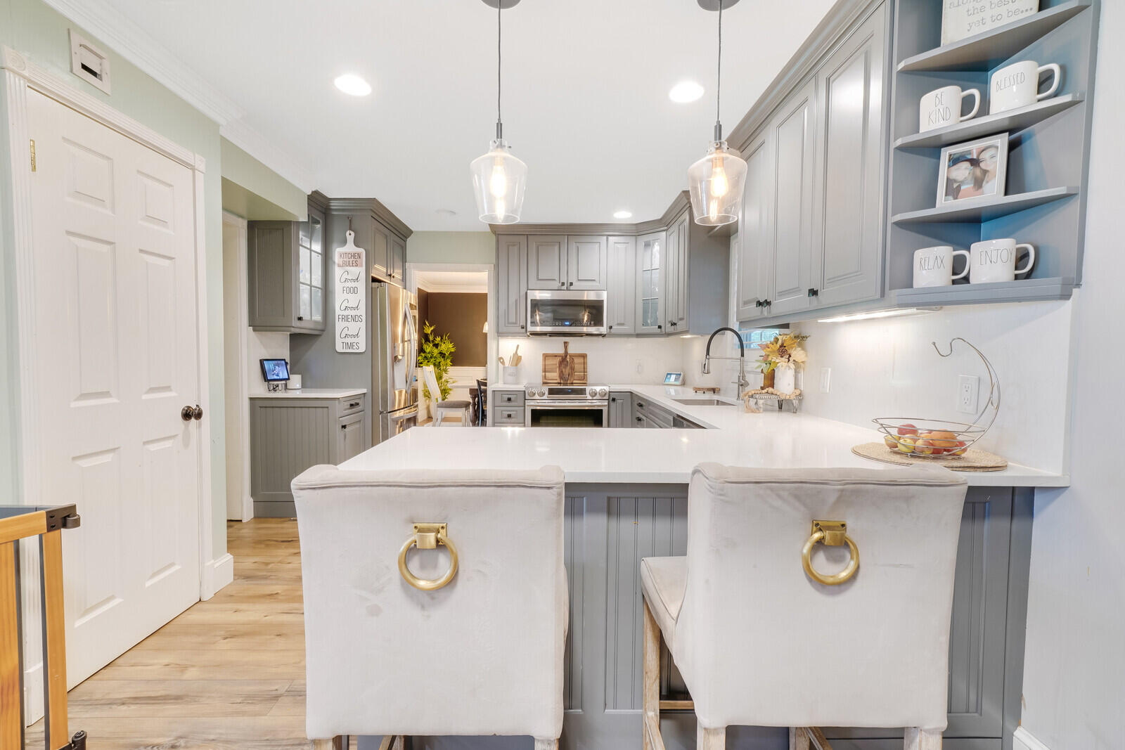 865 SW Magnolia Bluff Drive