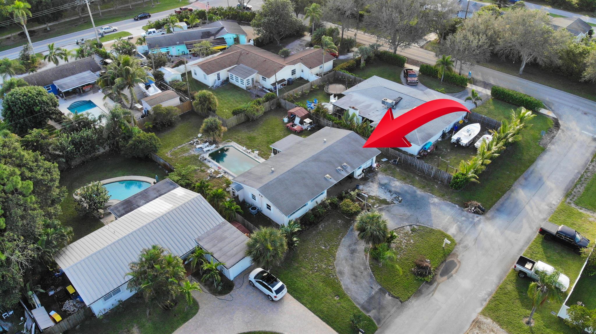 4948 Windward Avenue