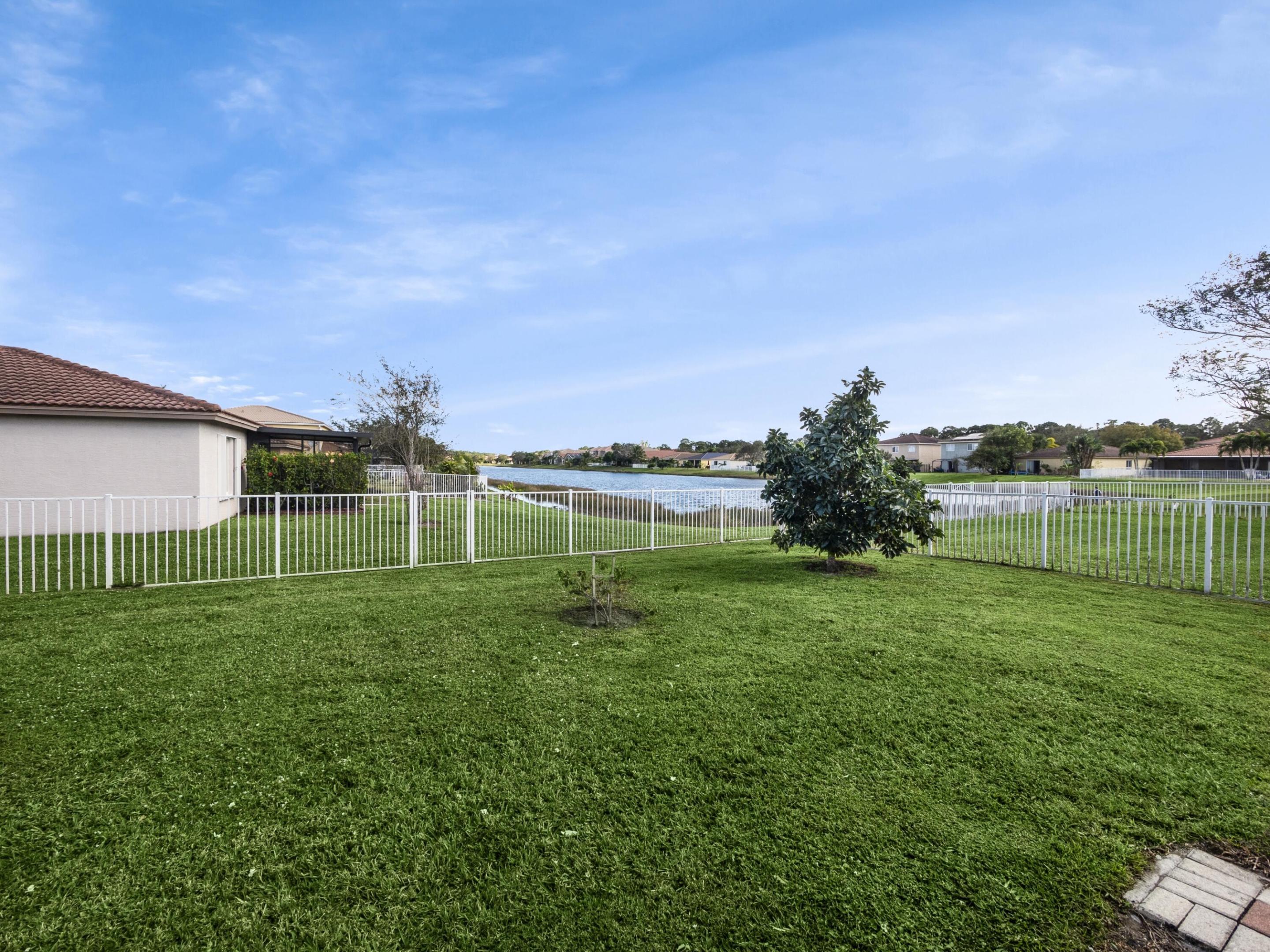 2913 SW Cape Breton Drive
