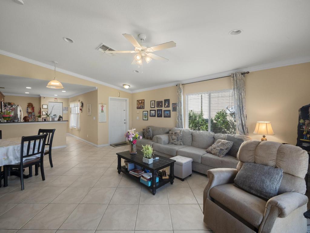 2913 SW Cape Breton Drive