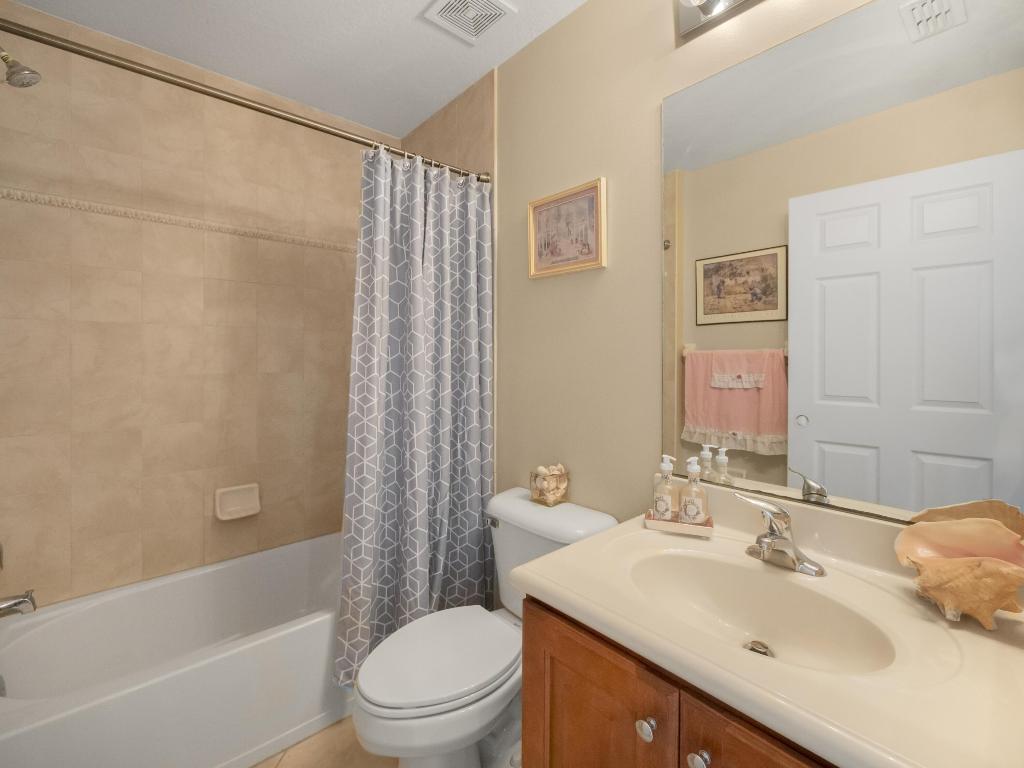 2913 SW Cape Breton Drive