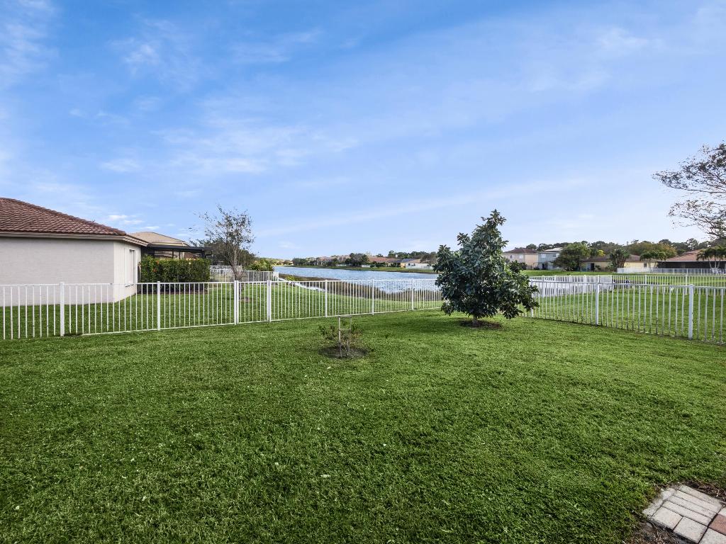 2913 SW Cape Breton Drive