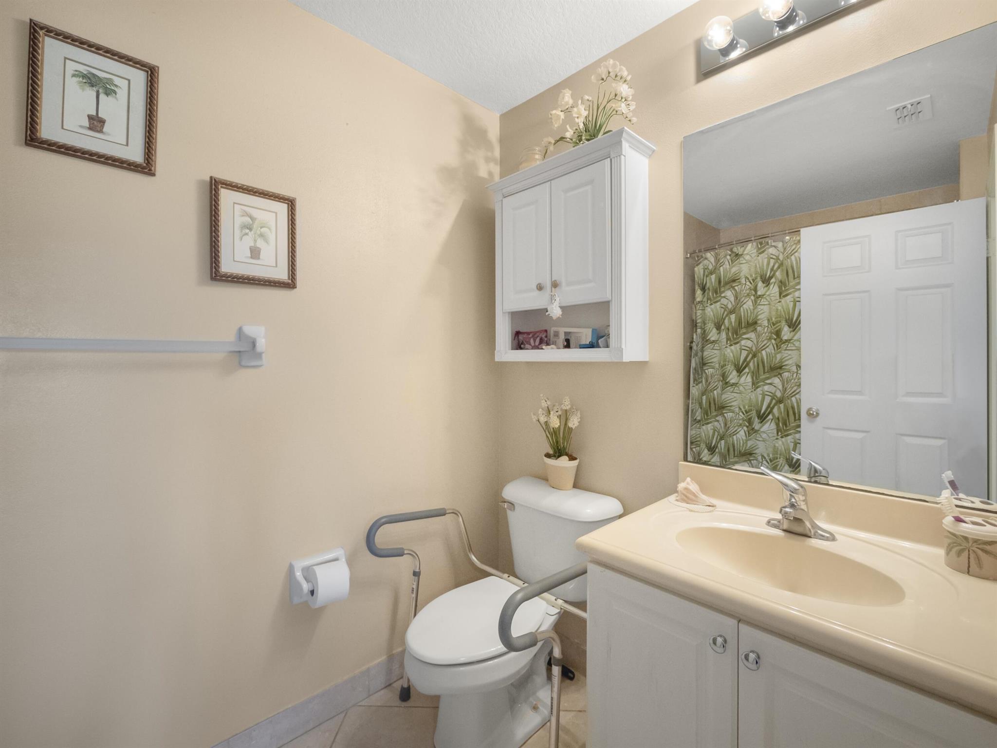 2913 SW Cape Breton Drive