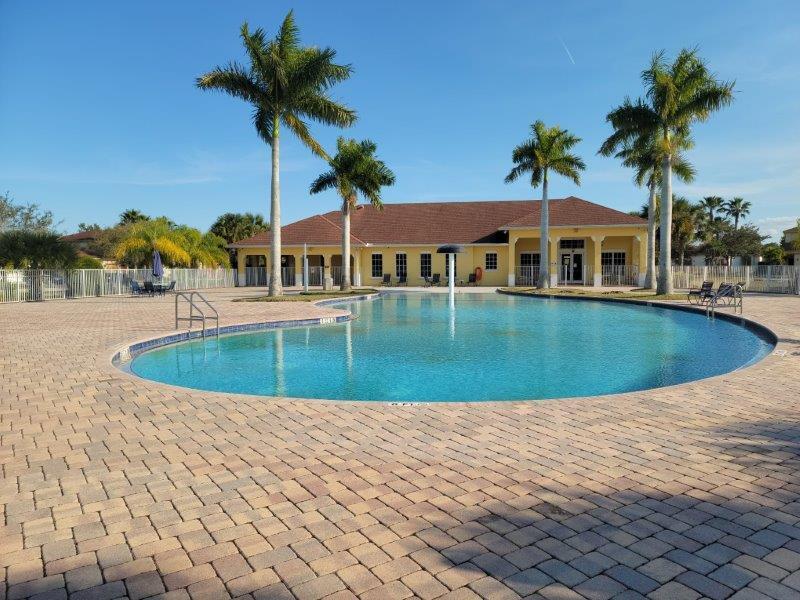 9804 Palm Breezes Drive