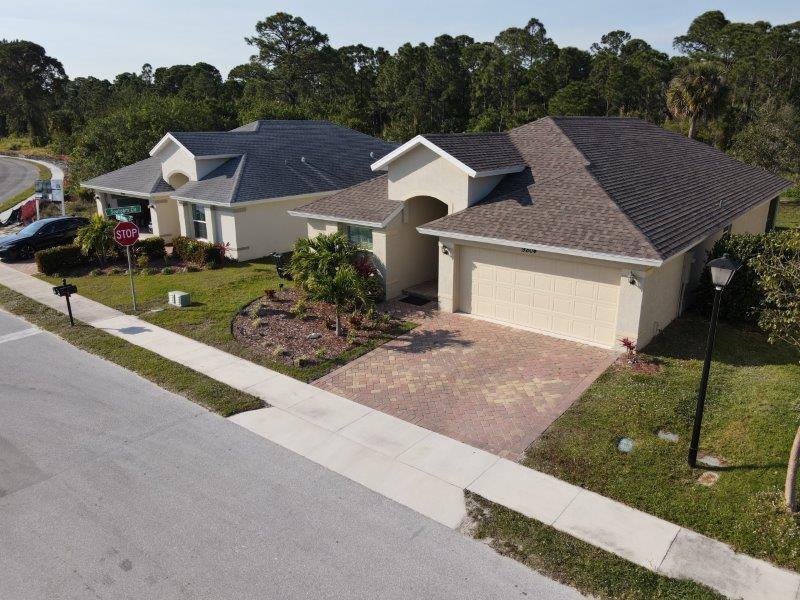 9804 Palm Breezes Drive