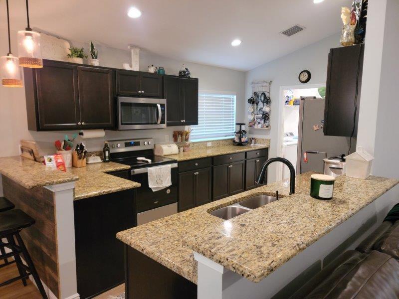 9804 Palm Breezes Drive