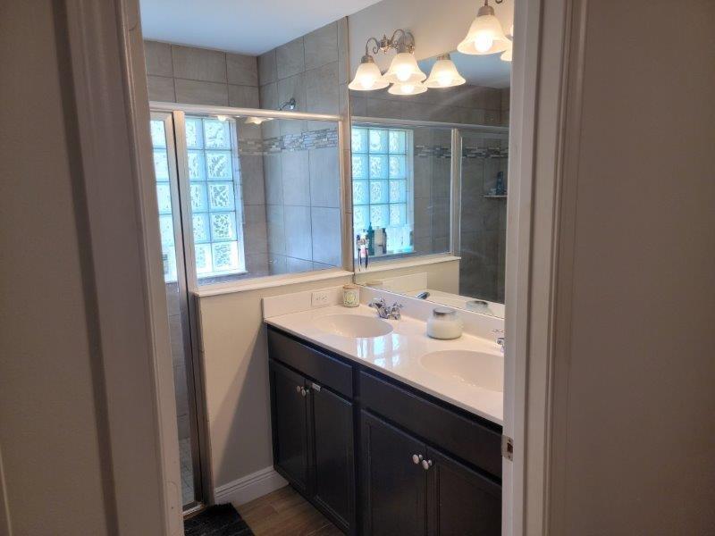 9804 Palm Breezes Drive