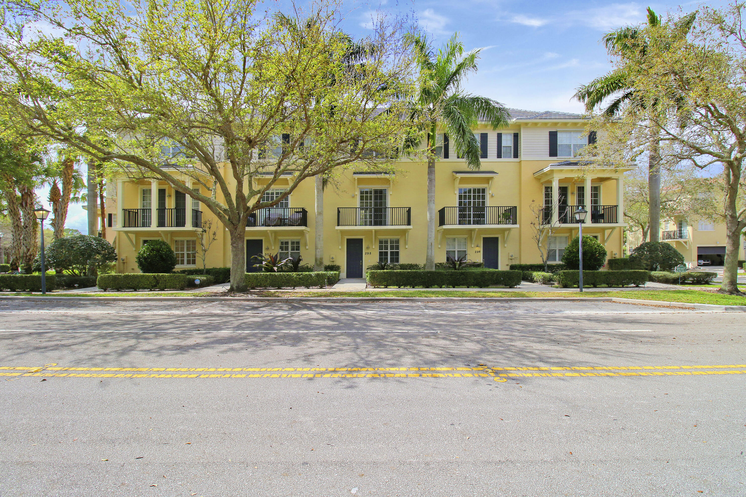 298 Quarry Knoll Way