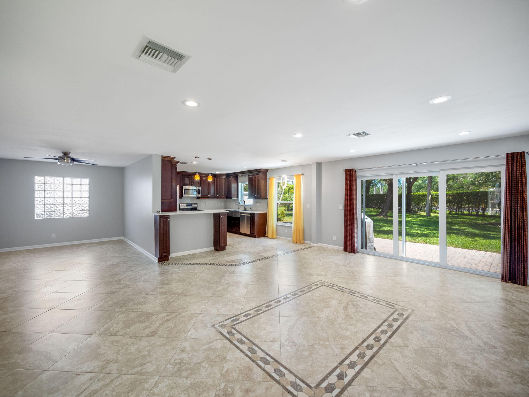 3293 Turtle Cove