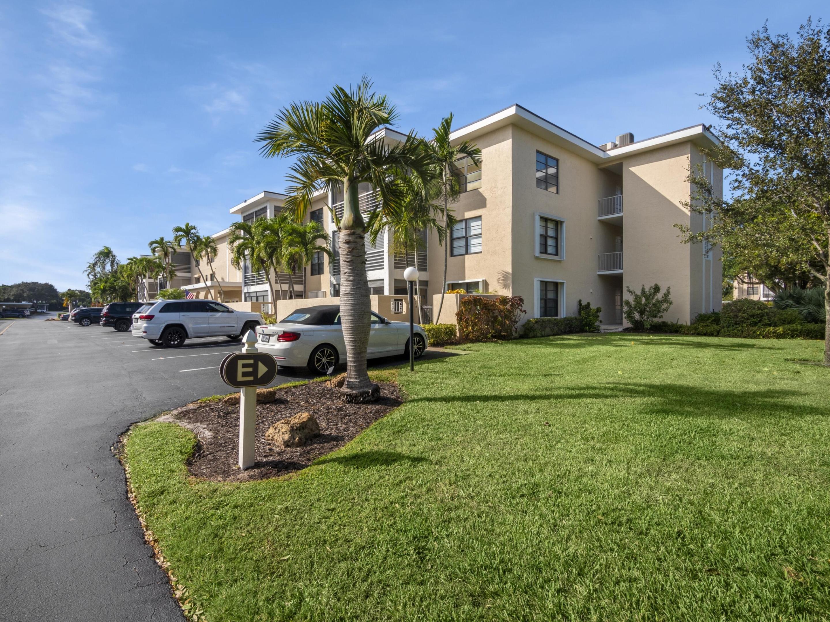 300 N Highway A1a 103e