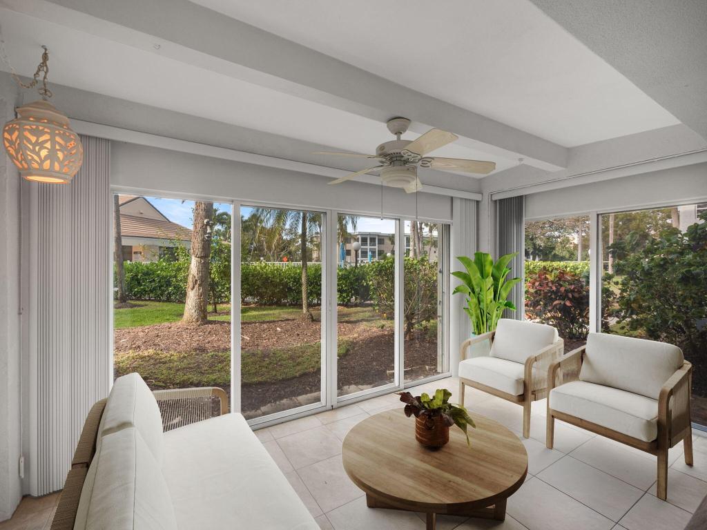 300 N Highway A1a 103e