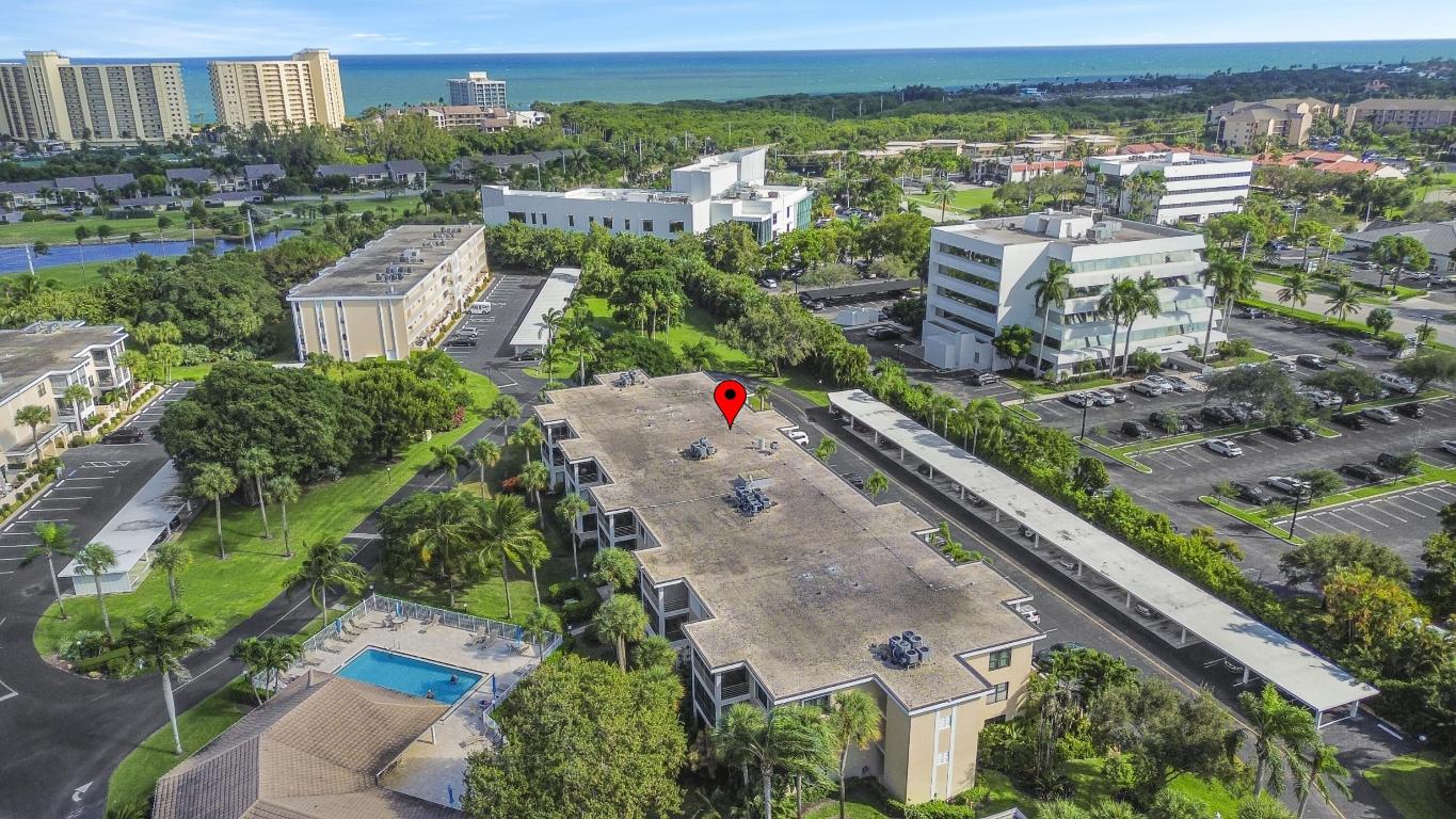 300 N Highway A1a 103e