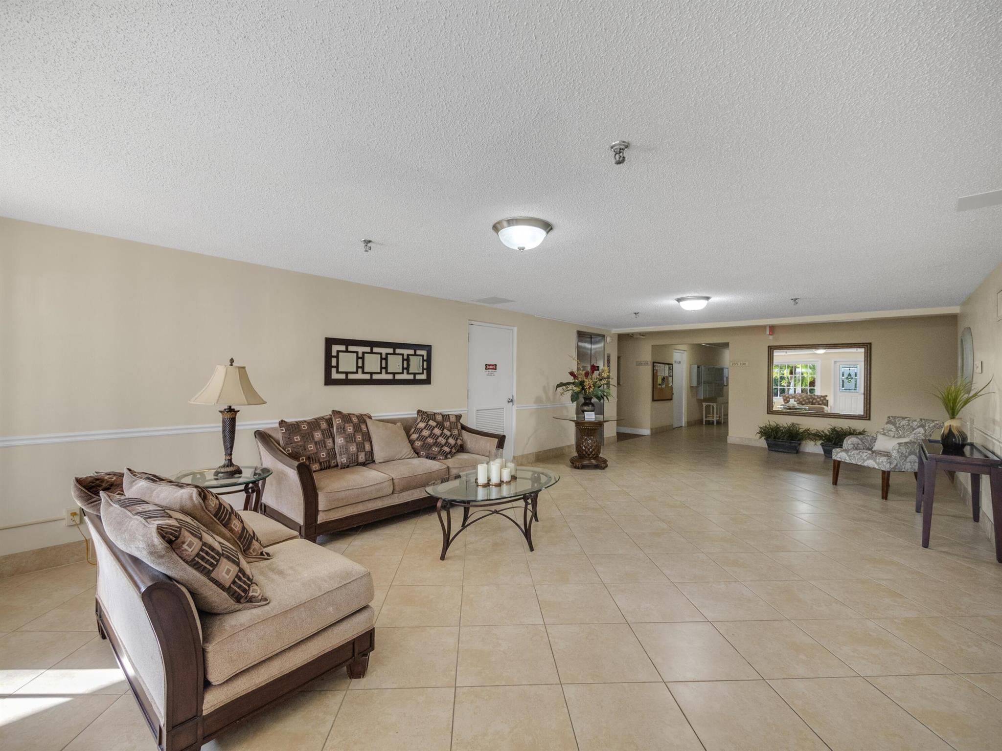 300 N Highway A1a 103e