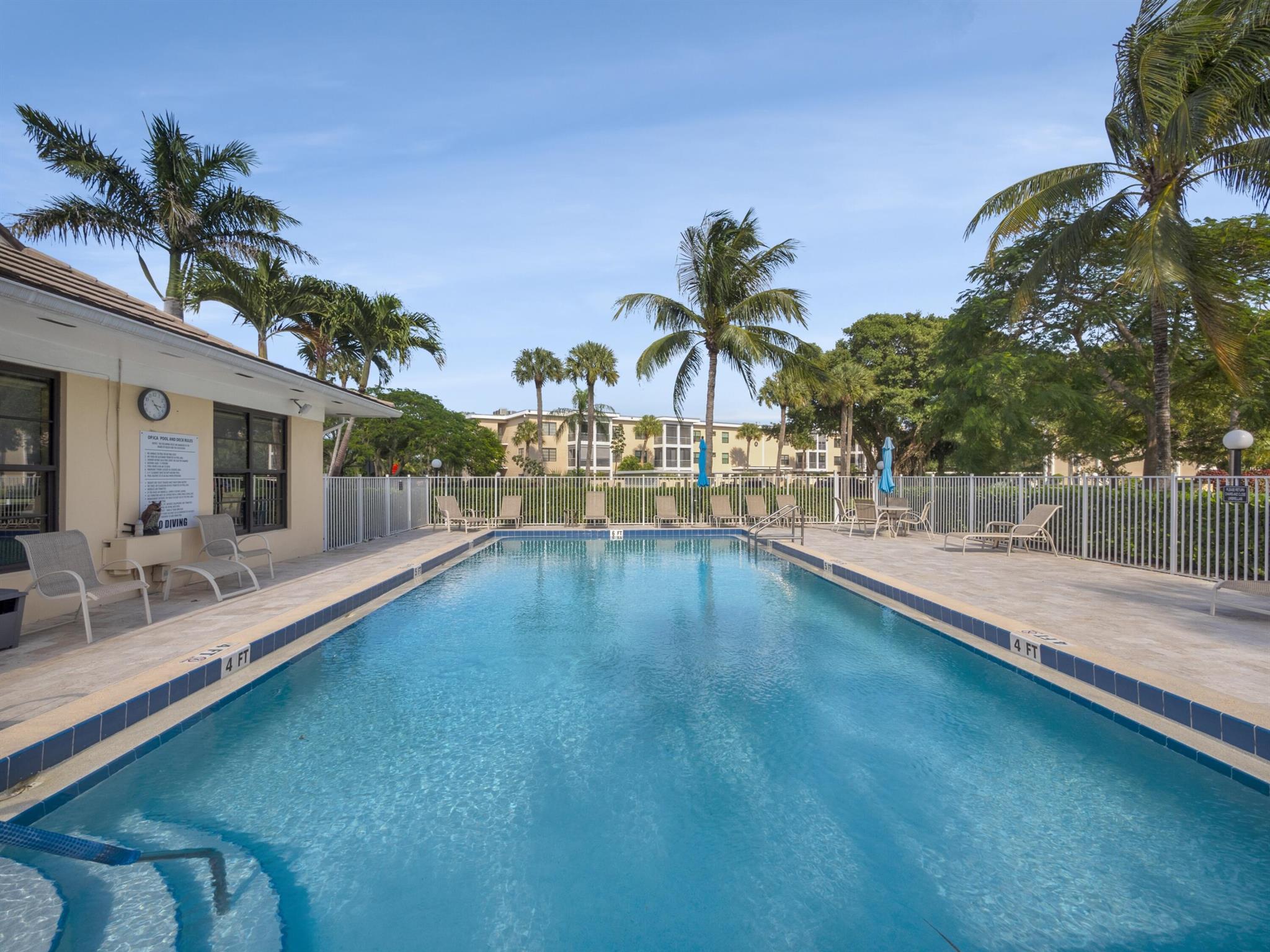 300 N Highway A1a 103e