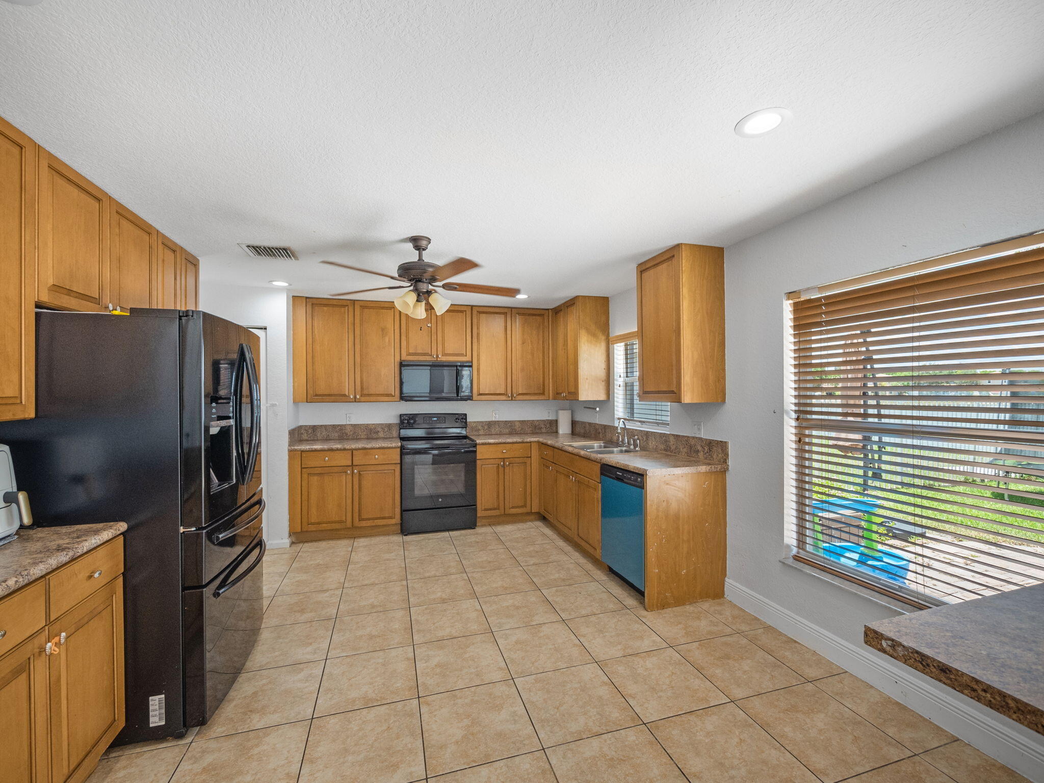 3290 Turtle Cove