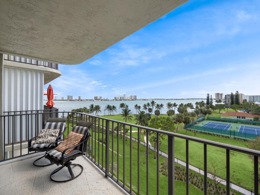 801 Lake Shore Drive 618