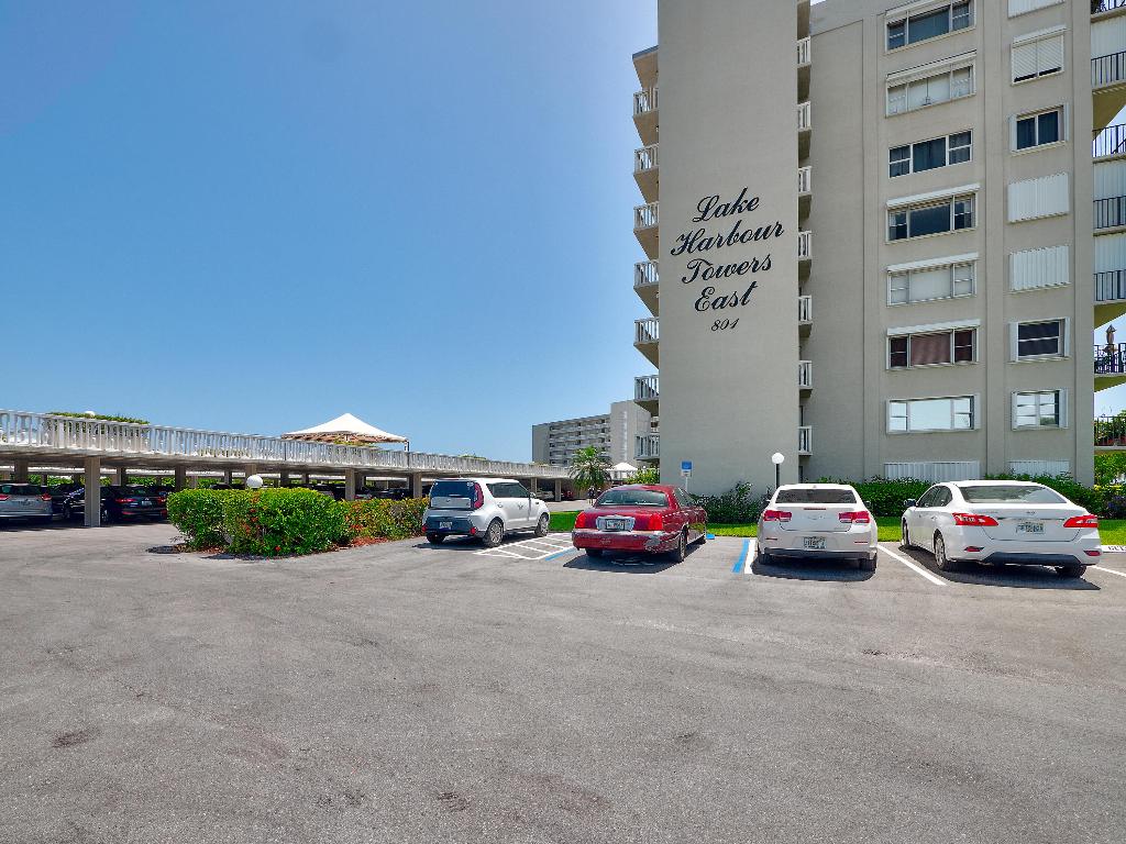 801 Lake Shore Drive 618