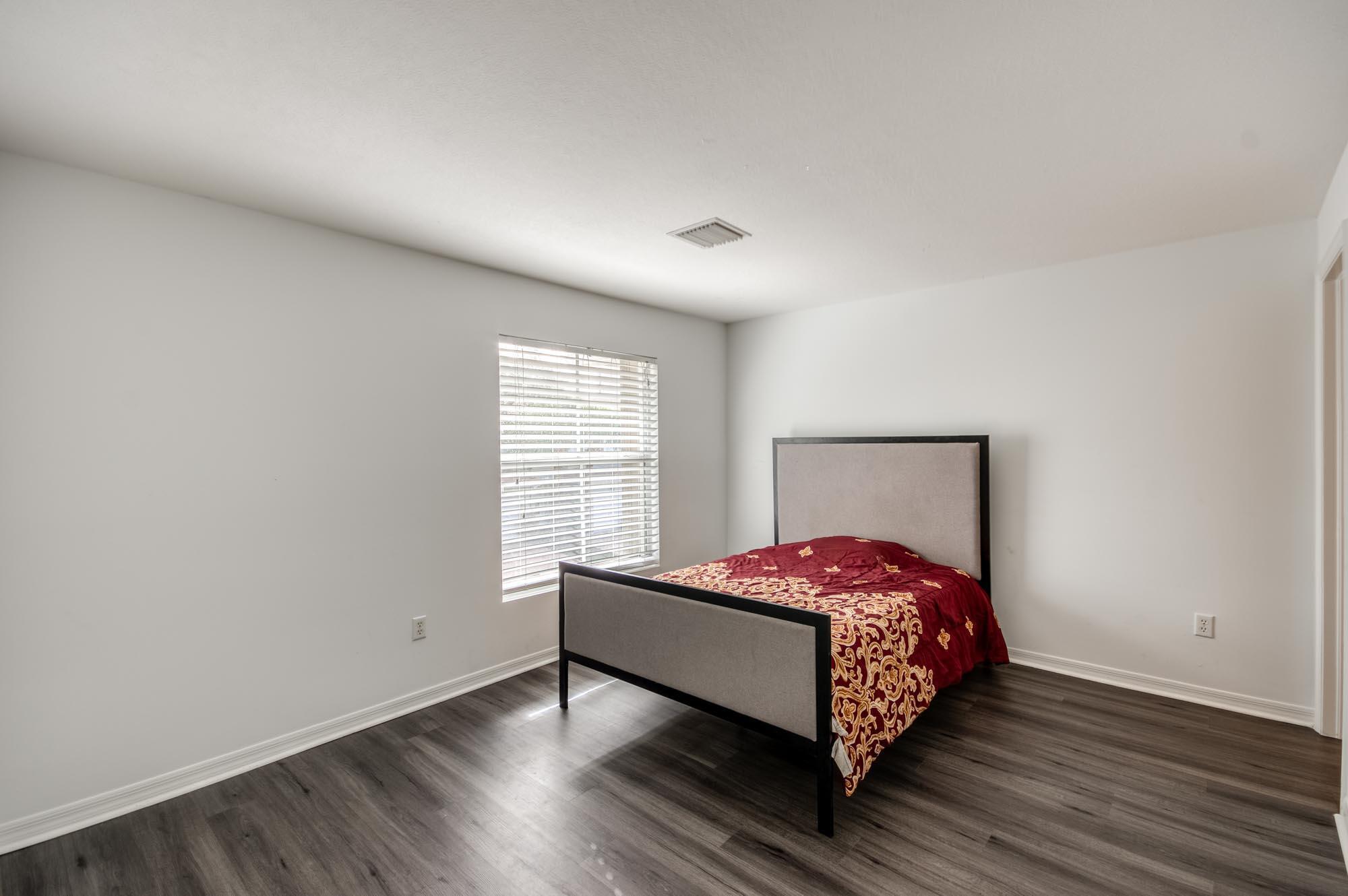 6112 Seminole Gardens Circle