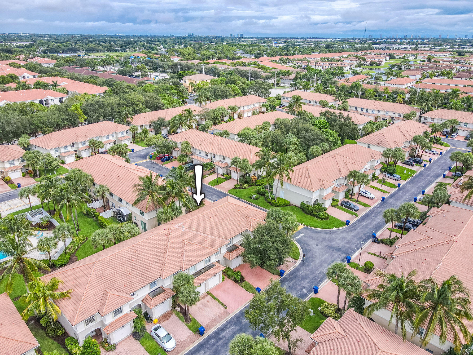 6112 Seminole Gardens Circle