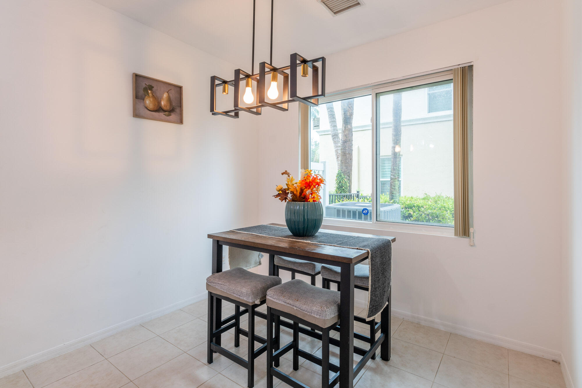 6112 Seminole Gardens Circle
