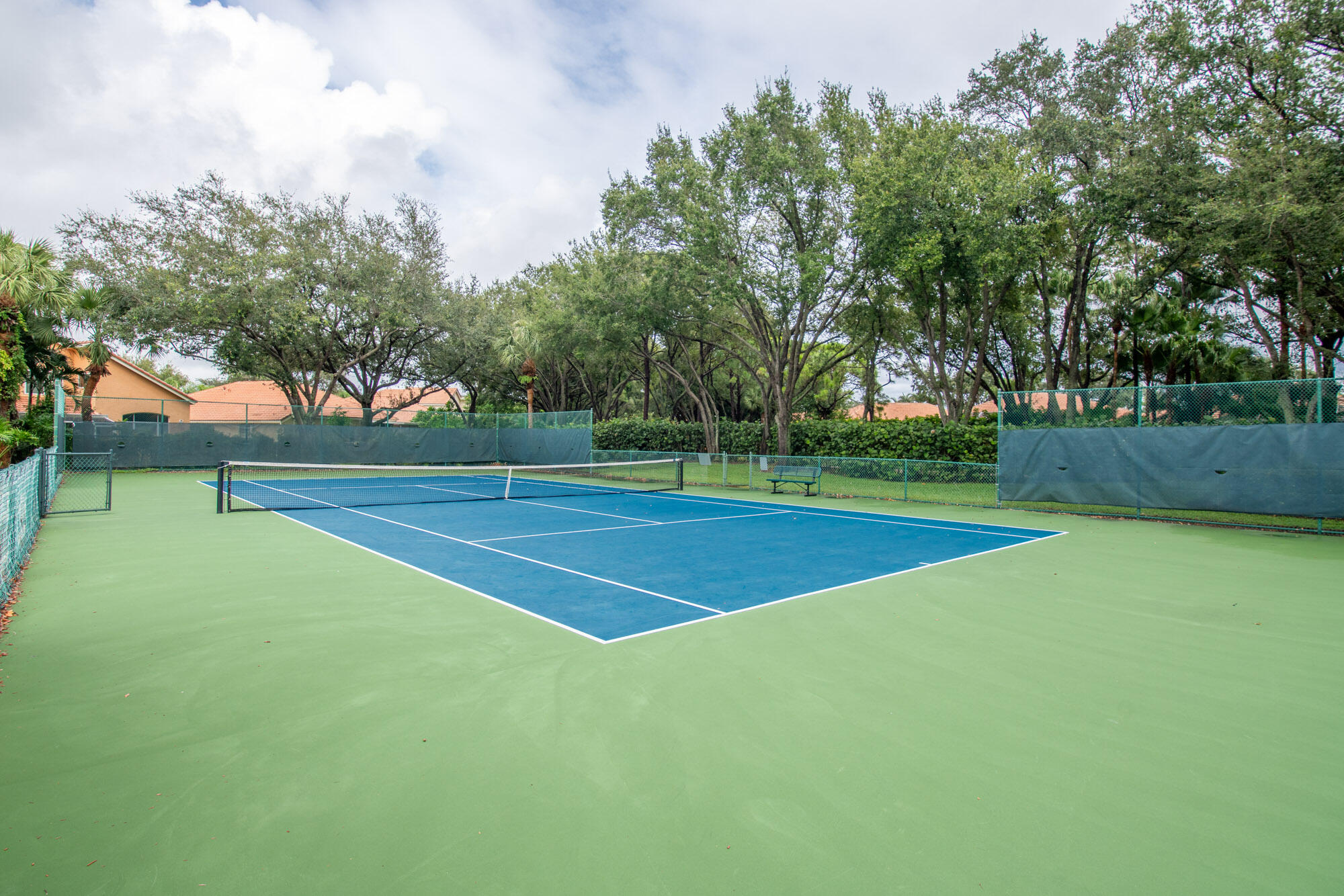 6112 Seminole Gardens Circle