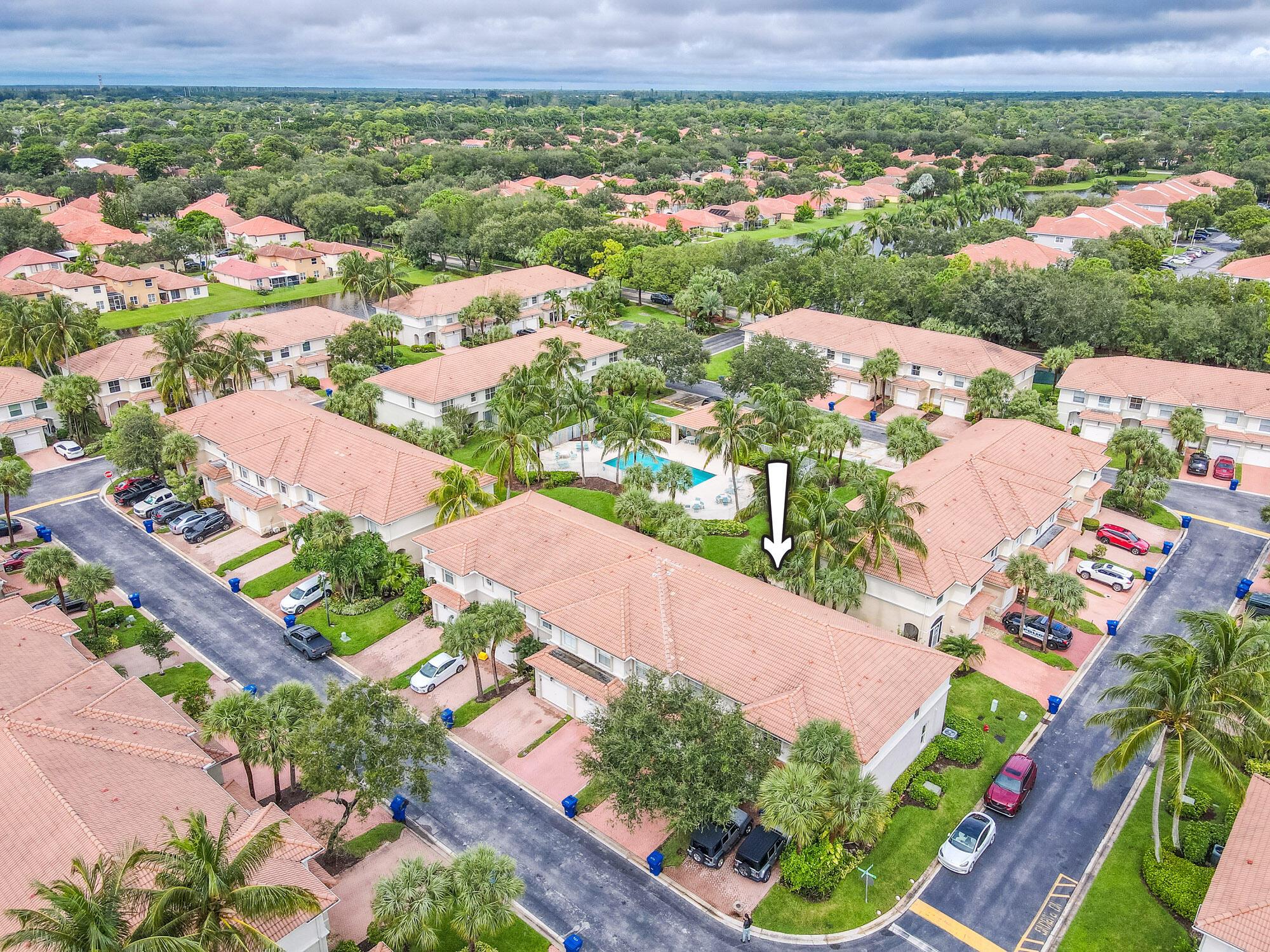 6112 Seminole Gardens Circle