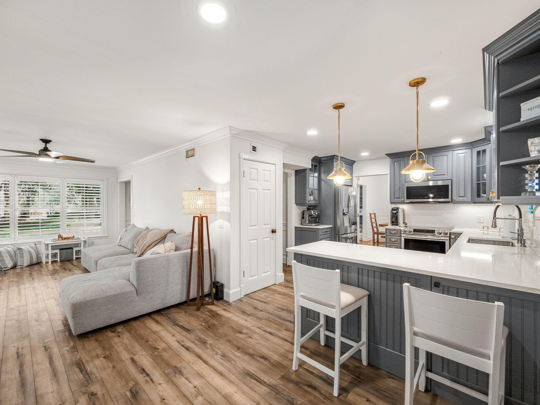 865 SW Magnolia Bluff Drive