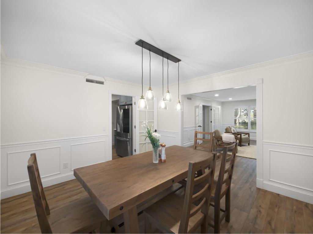 865 SW Magnolia Bluff Drive