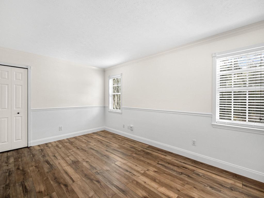 865 SW Magnolia Bluff Drive