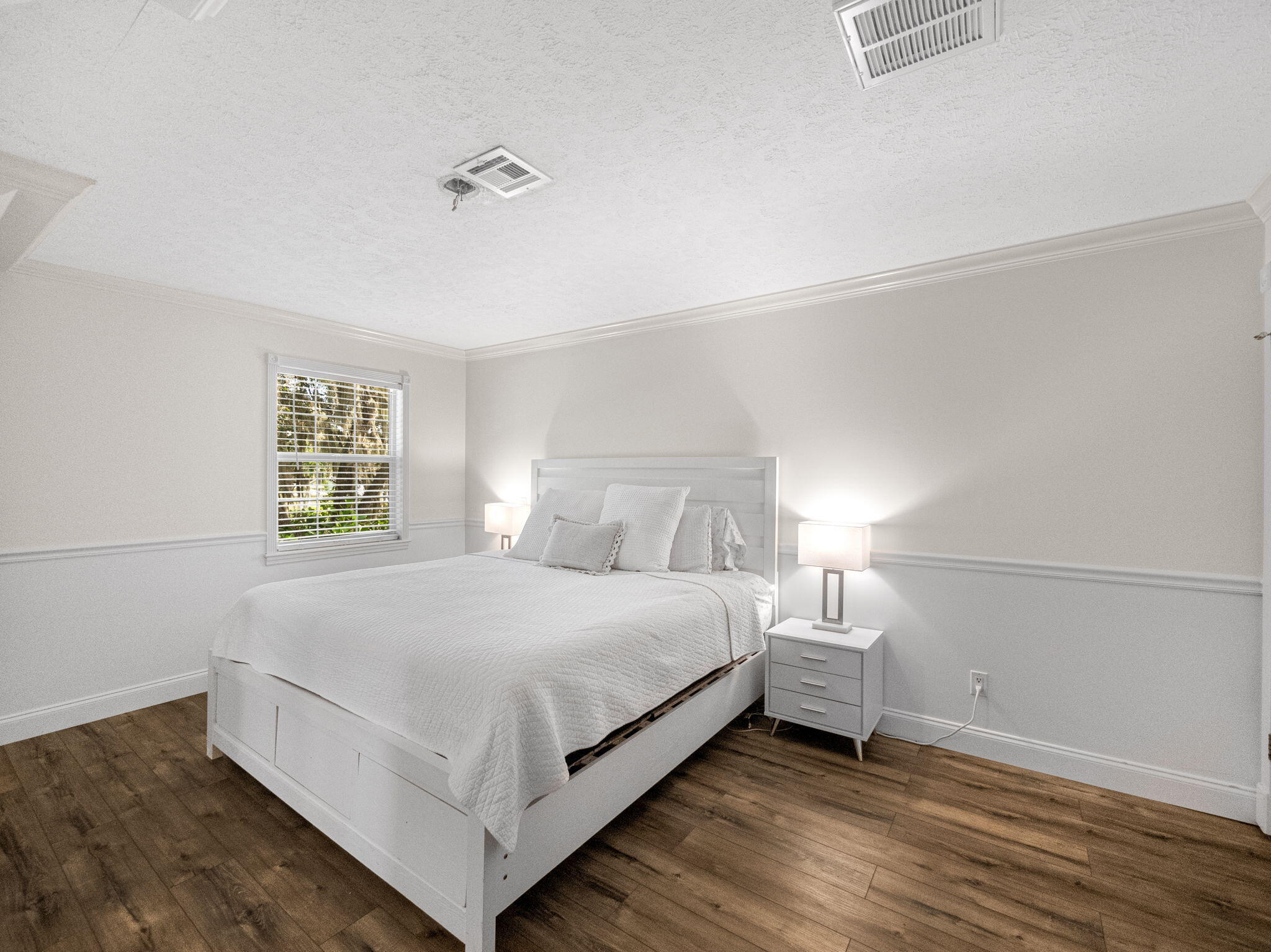 865 SW Magnolia Bluff Drive
