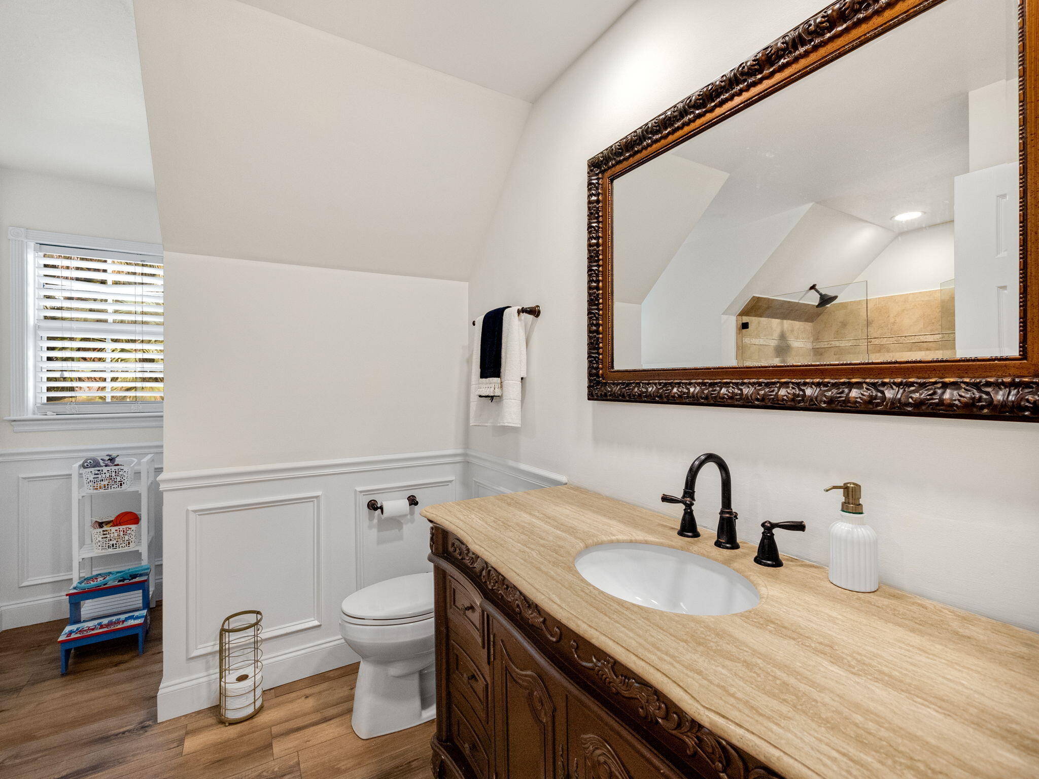 865 SW Magnolia Bluff Drive