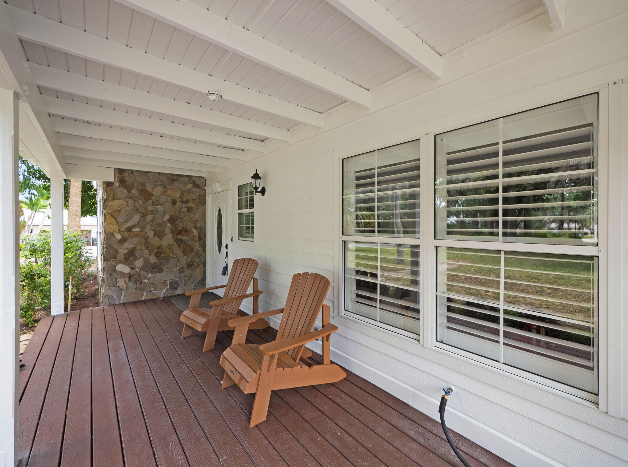 865 SW Magnolia Bluff Drive