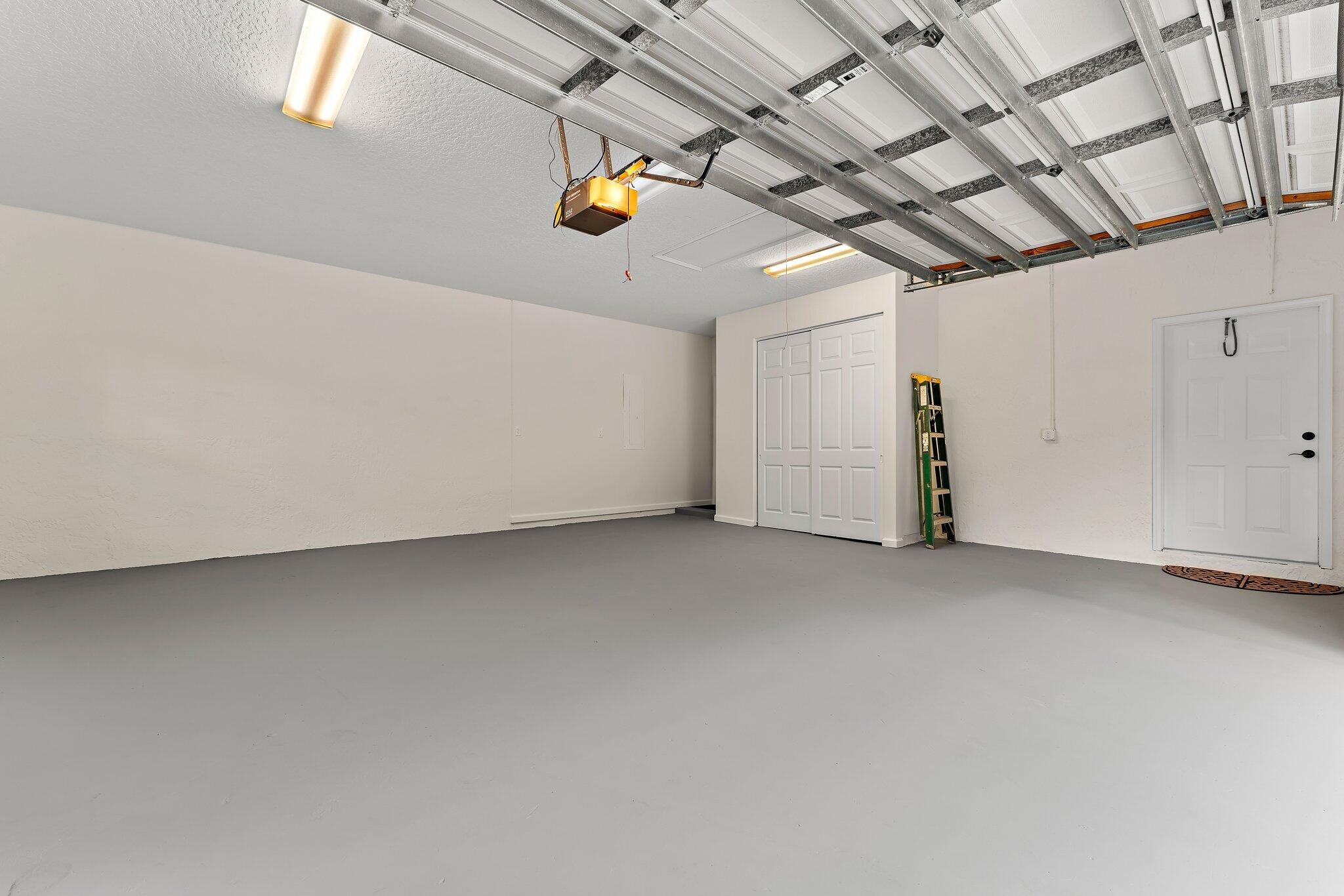 15784 Alexander Run